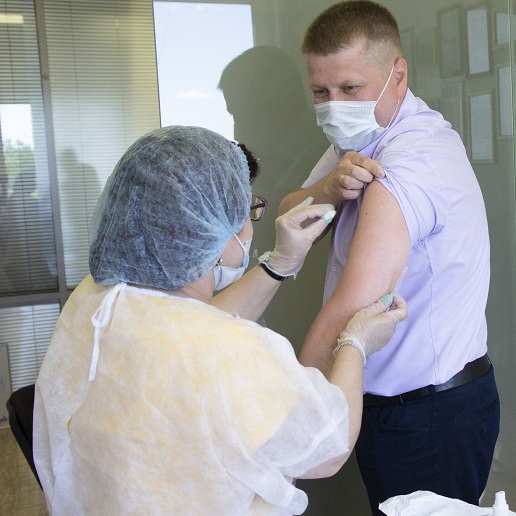 20 сотрудников «ПрофХолода» прошли вакцинацию от COVID-19 за один день работы выездного пункта ГБУЗ МО «Щелковская областная больница»