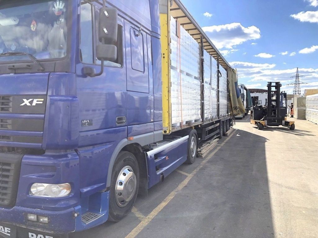 logistic_profholod11.jpg